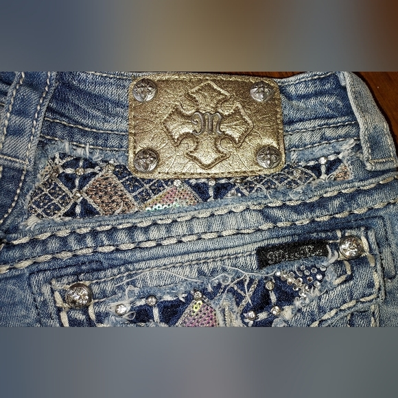 Miss Me Light Wash Cuffed Capri JE5831P5 Jeans Pre-owned - Picture 13 of 16